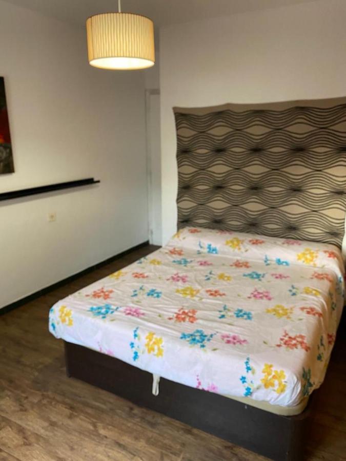 Cal Marti Apartment Martinet Bagian luar foto